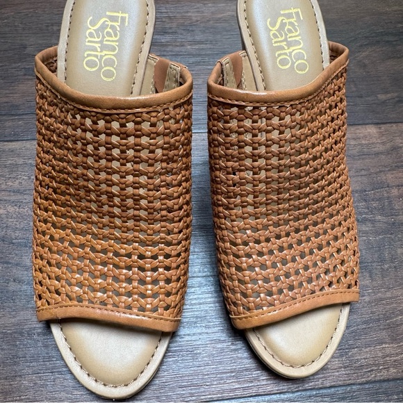 Franco Sarto Women Tan Woven Slide Sandals Size 5.5 - Picture 4 of 11